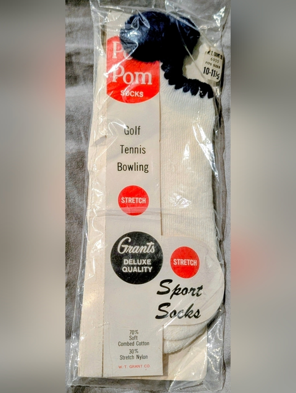 Rare NWT Vtg 70s White with Navy Blue Pom Pom Socks Sz 10-11 1/2